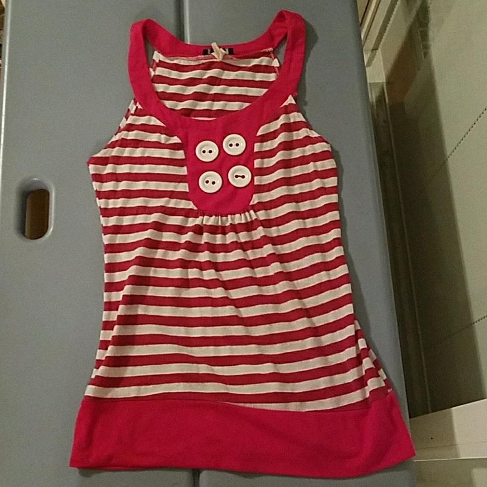Juniors tank top